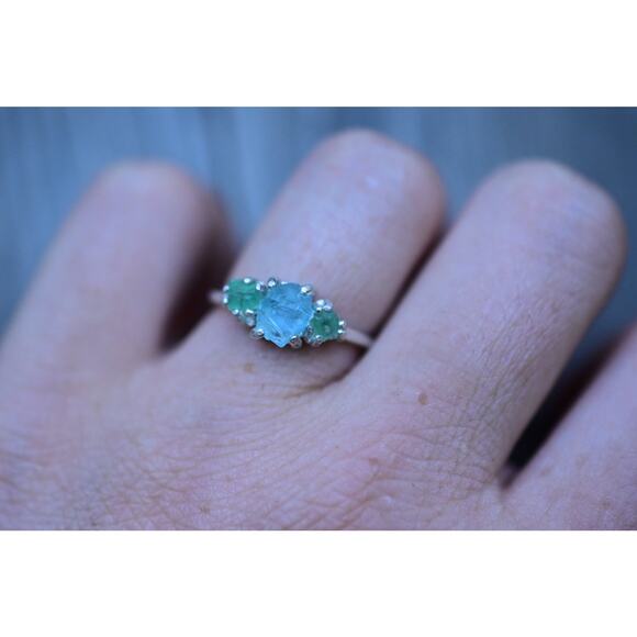 Natural Emerald Ring Raw aquamarine Engagement Ring Rough Emerald and aquamarine - Picture 2 of 2